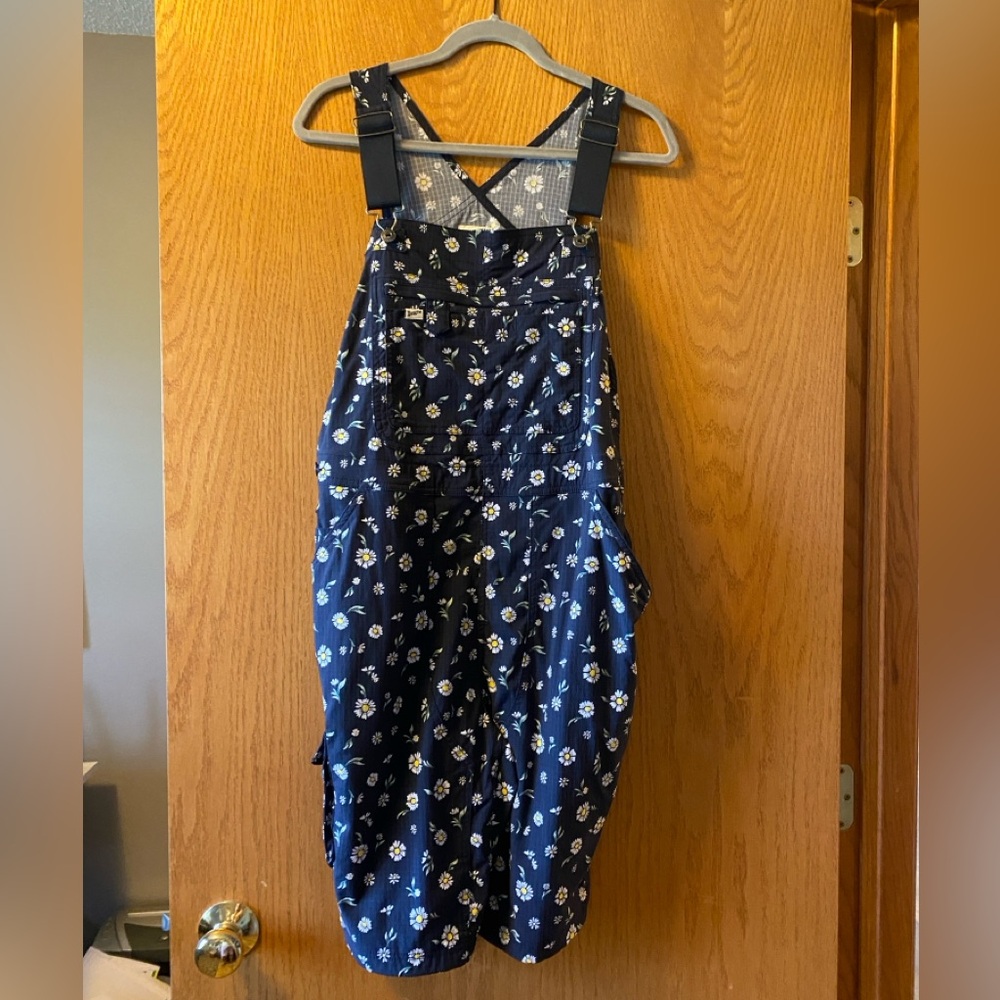 Duluth Trading Co Navy Floral Romper Overalls